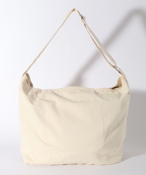 BEVERLY HILLS POLO CLUB（ビバリーヒルズポロクラブ）の「【Beverly Hills Polo Club/ビバリーヒルズポロクラブ】ワンポイント キャンバスビッグショルダーバッグ（ショルダーバッグ・メンズ・カーキ/アイボリー/ブラック・FREE）」の5枚目の写真