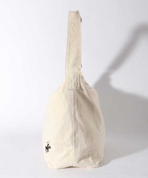 BEVERLY HILLS POLO CLUB（ビバリーヒルズポロクラブ）の「【Beverly Hills Polo Club/ビバリーヒルズポロクラブ】ワンポイント キャンバスビッグショルダーバッグ（ショルダーバッグ・メンズ・カーキ/アイボリー/ブラック・FREE）」の4枚目の写真