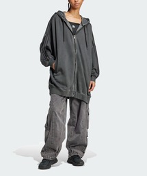 adidas（アディダス）の「CNY グラフィック スウェット [CNY