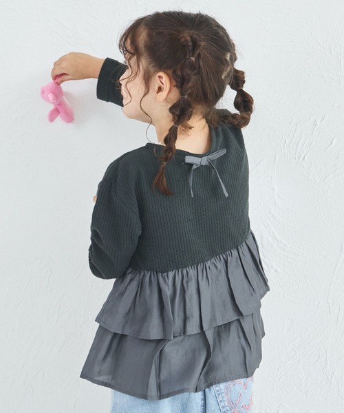 pairmanon（ペアマノン）の「【軽ふわっふる】 ワッフル フリル ティアード 長袖 Tシャツ（Tシャツ/カットソー・キッズ・ライトベージュ/ブラック/モカ/ピンク/ライトピンク/ブラック系その他/オレンジ系その他・120/110/130/150/100/140/90）」の2枚目の写真
