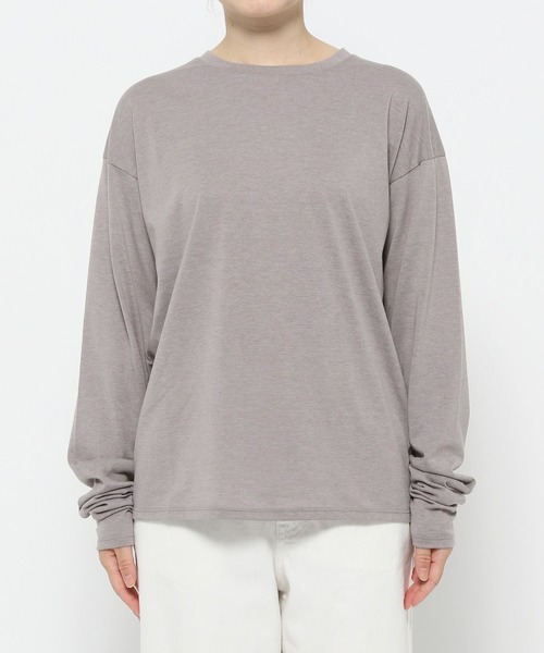 GLOBAL WORK(グローバルワーク)の「高山直子さんコラボ/クルーネックセミシアー長袖/EiiS/133548(Tシャツ/カットソー・レディース・ブラック/その他/オフホワイト/グレー/ブラック系その他・SMALL/X-SMALL)」の7枚目の写真
