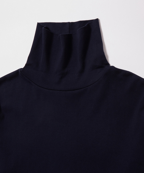 ADAM ET ROPE'(アダムエロペ)の「WOMEN【Hanes for BIOTOP】 オーガニックコットン タートルネックプルオーバー(Tシャツ/カットソー・レディース・ブラック/ホワイト/ネイビー・M)」の4枚目の写真