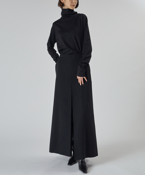 ADAM ET ROPE'(アダムエロペ)の「WOMEN【Hanes for BIOTOP】 オーガニックコットン タートルネックプルオーバー(Tシャツ/カットソー・レディース・ブラック/ホワイト/ネイビー・M)」の17枚目の写真