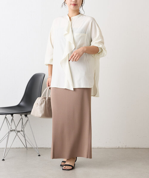 Jena espace merveilleux(ジェナ エスパスメルヴェイユ)の「フロントフリルシャツ(シャツ/ブラウス・レディース・ブラック/オフホワイト/カーキ・FREE)」の5枚目の写真
