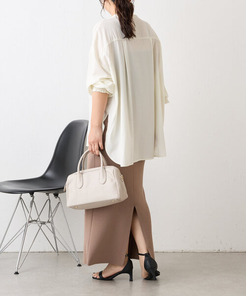 Jena espace merveilleux(ジェナ エスパスメルヴェイユ)の「フロントフリルシャツ(シャツ/ブラウス・レディース・ブラック/オフホワイト/カーキ・FREE)」の7枚目の写真