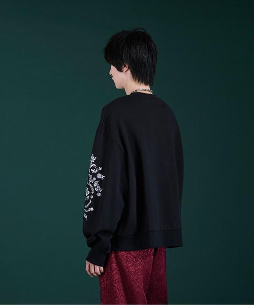 ヘビーウェイトフラワー刺繍スウェット（Tシャツ/カットソー
