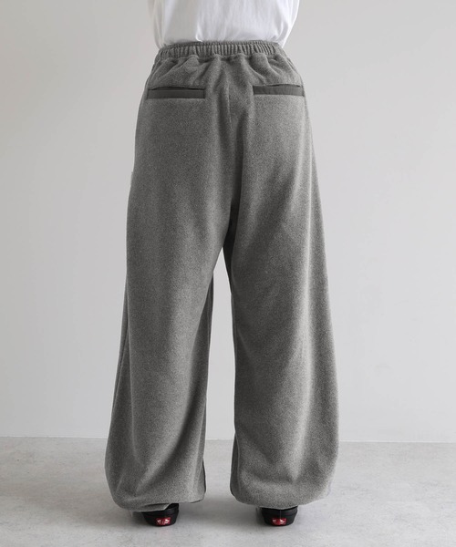 ANME(アンメ)の「ANMEエンブロイダリーロゴフリースロングワイドパンツ(スウェットパンツ・レディース・杢グレー/ブラック/ネイビー・M/L/XL/XXL)」の12枚目の写真