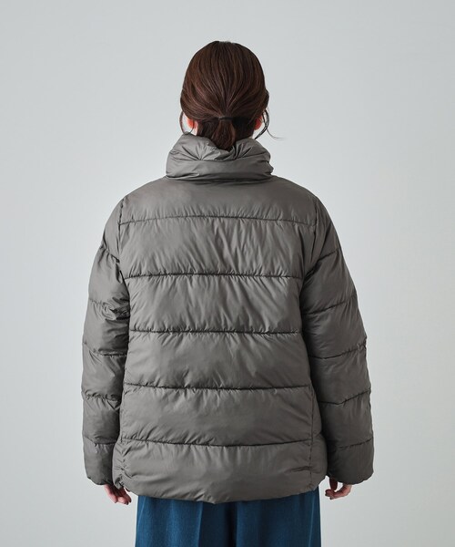 SHOO・LA・RUE（シューラルー）の「◆【洗える/撥水】中綿スタンドカラージャケット（その他アウター・レディース・ブラック/ダークグレー/オフホワイト・04/03/02/01）」の19枚目の写真