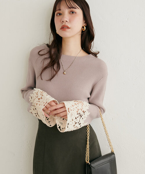 natural couture(ナチュラルクチュール)の「袖口レースリブニット(ニット/セーター・レディース・グレイッシュベージュ/ブラック/ブルー/オフホワイト・FREE)」の18枚目の写真