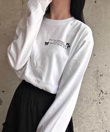 胸元プリントロングTシャツ