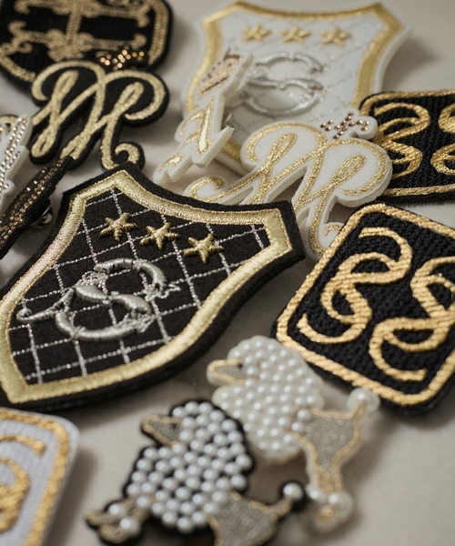 セール】刺繍ワッペンブローチ＜ロゴ＞（ブローチ/コサージュ