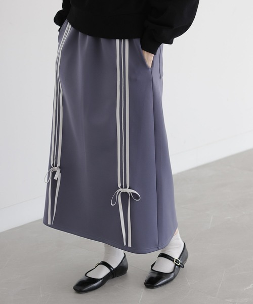 somari imagination（ソマリ イマジネーション）の「『リボンジャージスカート』（スカート・レディース・ブルー/ブラック・2/1）」の6枚目の写真