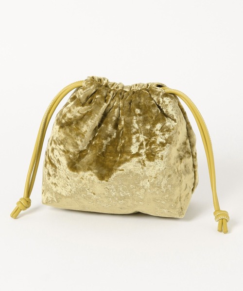 Elura（エルーラ）の「＜スタイリスト福田麻琴さんコラボ＞ベロア巾着バッグ/240251（ハンドバッグ・レディース・ブラック/グレー/マスタード・ONE SIZE）」の3枚目の写真