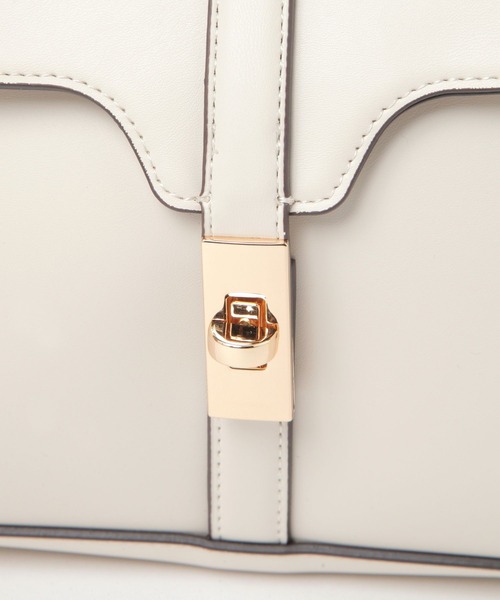 GLOBAL WORK(グローバルワーク)の「スペ軽メタル2WAYBAG/234502(ショルダーバッグ・レディース・ベージュ/ブラック/アイボリー・ONE SIZE)」の18枚目の写真