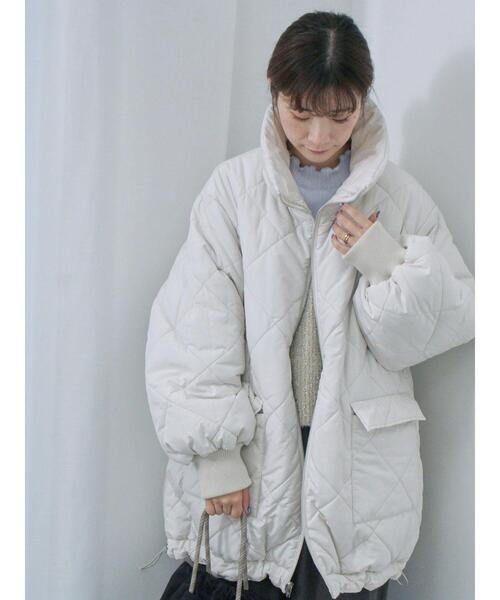 Samansa Mos2 blue（サマンサモスモスブルー）の「リバーシブルドロスト中綿コート（その他アウター・レディース・ブラック/モカ/オフホワイト・F）」の12枚目の写真