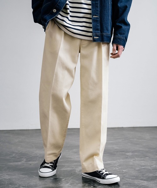 Rocky Monroe（ロッキーモンロー）の「センタープレスツータックフレンチチノワイドパンツ（チノパンツ・メンズ・ネイビー/ブラック/モスグリーン/ライトベージュ/ベージュ・マルチサイズ）」の16枚目の写真