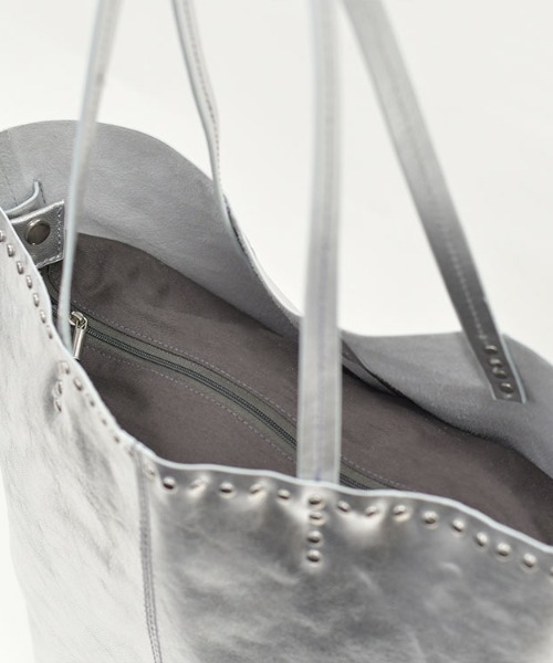 バッグ レザースタッズトート（トートバッグ）｜LAZY SUSAN