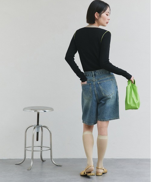 ad thie(アドティエ)の「バイカラー クルーネック ニットトップス(Tシャツ/カットソー・レディース・グレー/ブラック/アイボリー/ブラウン・FREE)」の14枚目の写真