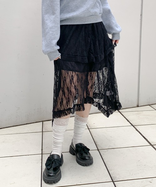 Mejoul(メジュール)の「アシンメトリー レースシアーフレアスカート(スカート・レディース・ホワイト/ブラック・M/S)」の12枚目の写真