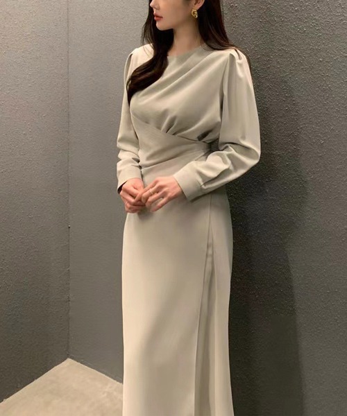 Jasmine Grandiflorum(ジャスミングランディフローラム)の「【Jasmine】アシンメトリーロングワンピース(ワンピース・レディース・ベージュ/ブラック/ライトグリーン・FREE)」の12枚目の写真