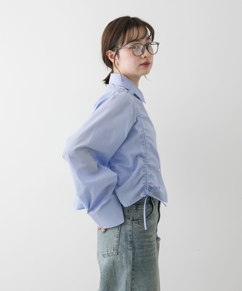 SENSE OF PLACE by URBAN RESEARCH（センスオブプレイスバイアーバンリサーチ）の「クロップドシャーリングシャツ（シャツ/ブラウス・レディース・ブルー系その他/イエロー系その他/オフホワイト・ONE）」の15枚目の写真