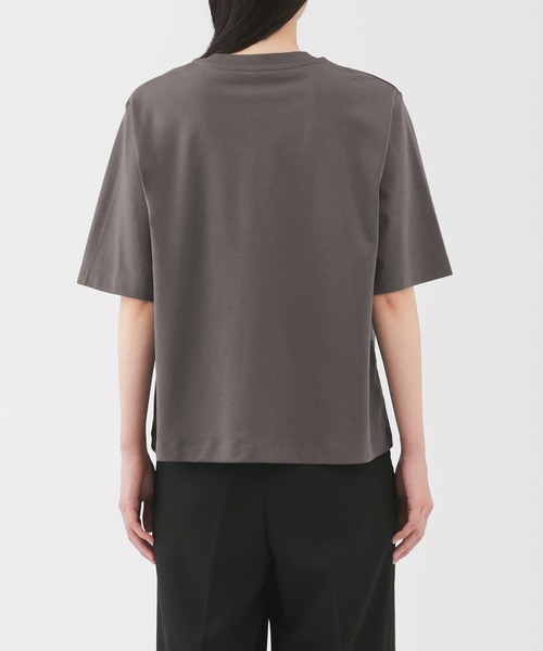 無印良品（ムジルシリョウヒン）の「婦人　涼感ＵＶカットクルーネックワイド半袖Ｔシャツ（Tシャツ/カットソー・レディース・チャコールグレー/クリーム/ブラック/ホワイト/ネイビー/ラベンダー・S/M/L/XL）」の22枚目の写真