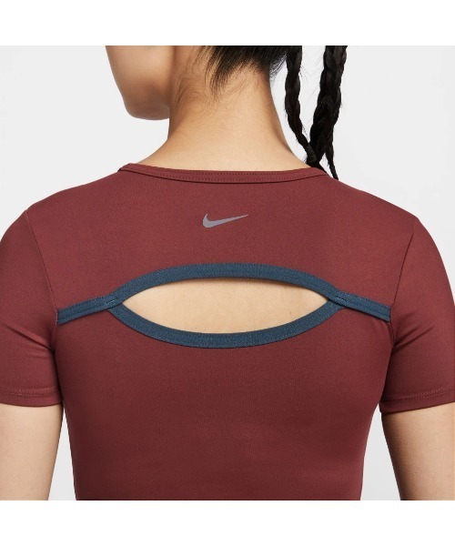 NIKE(ナイキ)の「《NIKEアパレル》AS W NK ONE FITT DF SS TOP(その他トップス・レディース・レッド系その他/ブラック・L/S/M/XL)」の5枚目の写真