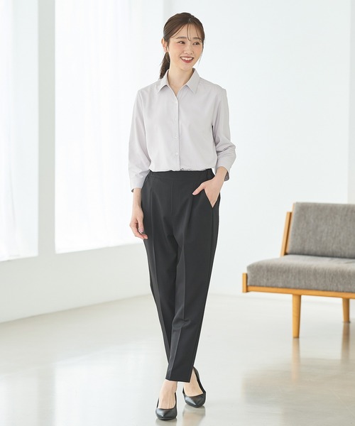 Honeys(ハニーズ)の「【らくらくアイロン】7分袖織柄スキッパーシャツ(ビジネスシャツ・レディース・グレイッシュベージュ/サックスブルー/ホワイト/ライトグレー・3L/L/LL/M/S)」の18枚目の写真