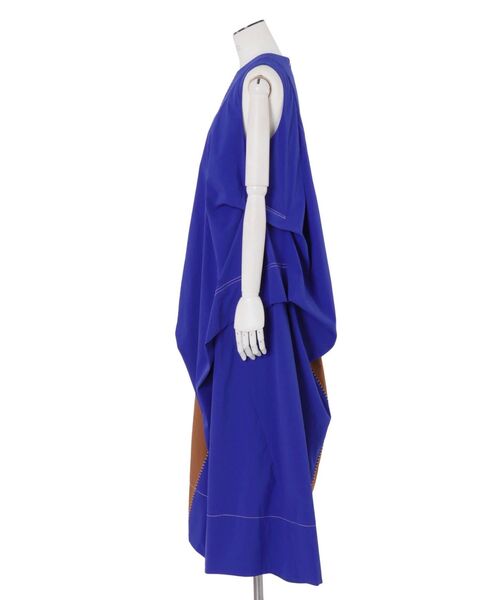 UN3D. コクーンワンピース　ブルー UN3D. コクーンワンピース ブルー UN3D. ワンピース STITCH TUCK