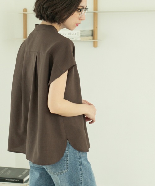 OPAQUE.CLIP（オペークドットクリップ）の「リネンライクフロントフリルブラウス【洗濯機洗い可/吸水速乾/接触冷感】（シャツ/ブラウス・レディース・ホワイト/ダークブラウン/ネイビー・38/40/42）」の13枚目の写真