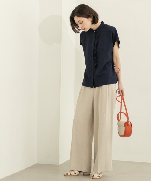 OPAQUE.CLIP（オペークドットクリップ）の「リネンライクフロントフリルブラウス【洗濯機洗い可/吸水速乾/接触冷感】（シャツ/ブラウス・レディース・ホワイト/ダークブラウン/ネイビー・38/40/42）」の21枚目の写真