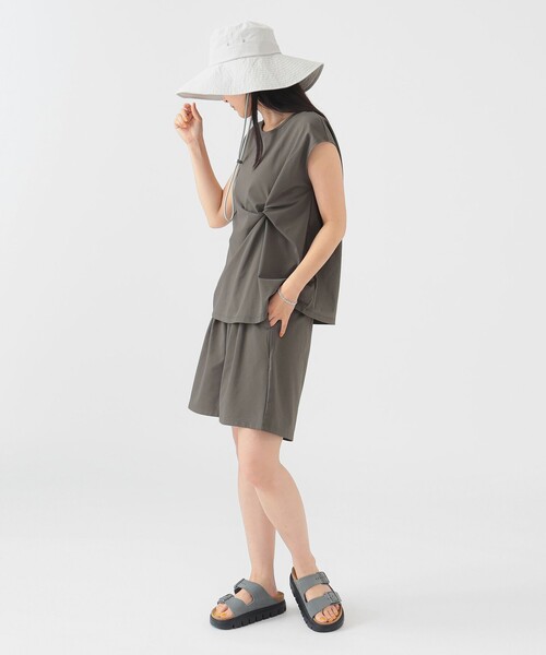 B:MING by BEAMS（ビーミングバイビームス）の「【NAVYS掲載 / 水陸両用】ランド アンド ウォーター ハーフ パンツ（S～M）（その他パンツ・レディース・ブラック/オリーブ・MEDIUM/SMALL）」の15枚目の写真