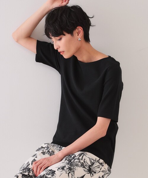 OPAQUE.CLIP（オペークドットクリップ）の「ボートネックリブカットソー【洗濯機洗い可】（Tシャツ/カットソー・レディース・ブラック/ライトベージュ/ホワイト系3/ホワイト・36/38/40/42）」の3枚目の写真