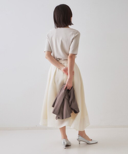 OPAQUE.CLIP（オペークドットクリップ）の「ボートネックリブカットソー【洗濯機洗い可】（Tシャツ/カットソー・レディース・ブラック/ライトベージュ/ホワイト系3/ホワイト・36/38/40/42）」の17枚目の写真