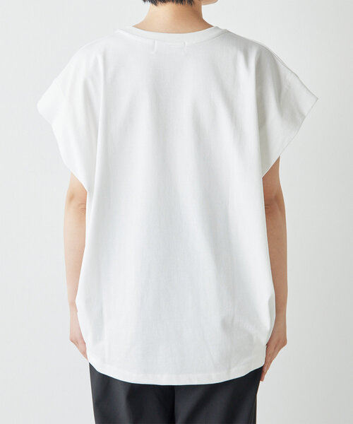 GALLARDAGALANTE（ガリャルダガランテ）の「タックコクーンTシャツ（Tシャツ/カットソー・レディース・キャメル/オフホワイト/ネイビー/ブラウン・FREE）」の17枚目の写真