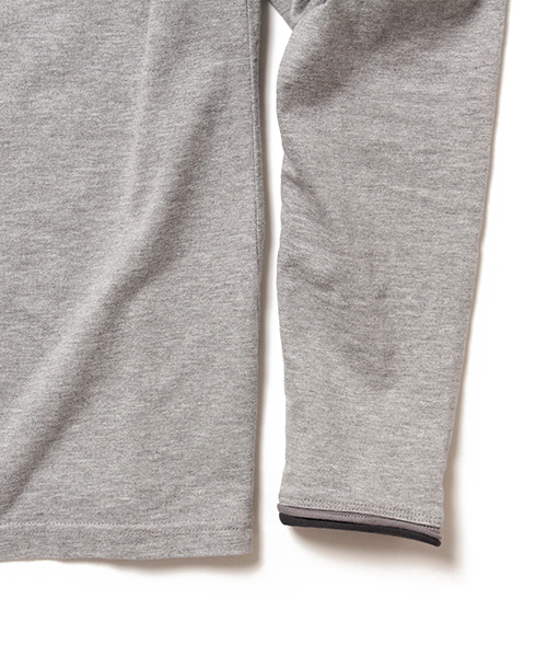 BEAMS(ビームス)の「BEAMS / カットオフ Vネック TEE(Tシャツ/カットソー・メンズ・ホワイト系その他/ブラック系その他/ネイビー・X-LARGE/MEDIUM/LARGE/SMALL)」の15枚目の写真