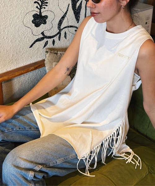 ROXY(ロキシー)の「LABYRINTH TOPS /ロキシーサイドフリンジラウンドヘムタンクトップ(タンクトップ・レディース・ブラック/ナチュラル/インディゴブルー・LARGE/MEDIUM)」の2枚目の写真