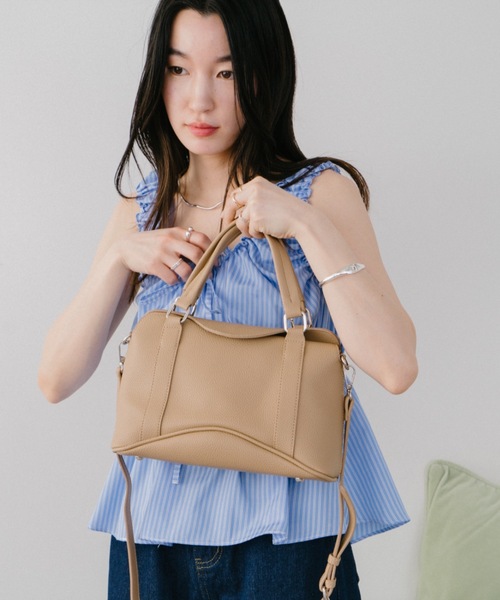 DRWCYS（ドロシーズ）の「ミドルボストンバック（ショルダーバッグ・レディース・ブラック/ベージュ・FREE）」の8枚目の写真