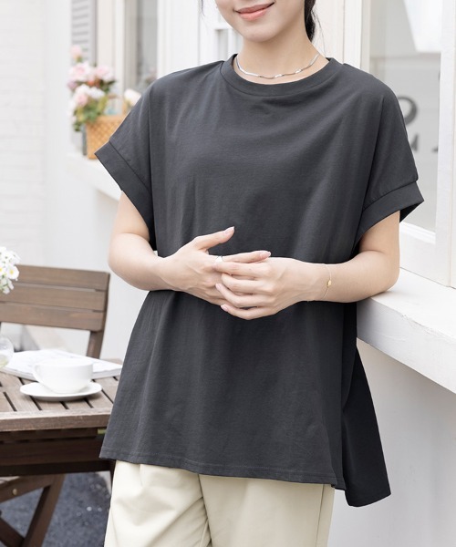 Doux Belle(ドゥーベル)の「サイドスリットラウンドネックカットソー(Tシャツ/カットソー・レディース・ブルー系その他/チャコール/アイボリー/ブラック・MEDIUM)」の3枚目の写真