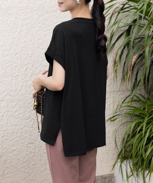 Doux Belle(ドゥーベル)の「サイドスリットラウンドネックカットソー(Tシャツ/カットソー・レディース・ブルー系その他/チャコール/アイボリー/ブラック・MEDIUM)」の12枚目の写真