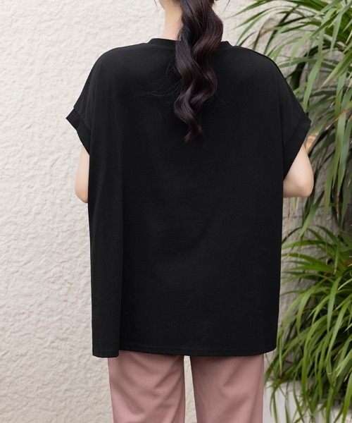 Doux Belle(ドゥーベル)の「サイドスリットラウンドネックカットソー(Tシャツ/カットソー・レディース・ブルー系その他/チャコール/アイボリー/ブラック・MEDIUM)」の13枚目の写真