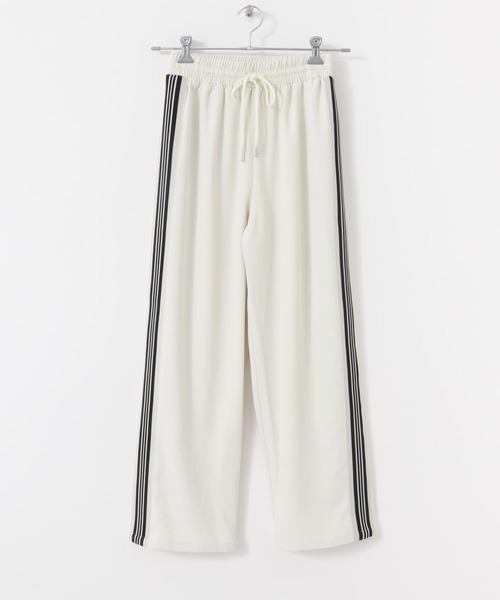 ITEMS URBANRESEARCH（アイテムズ アーバンリサーチ）の「サイドラインイージーパンツ（その他パンツ・レディース・グリーン/ブラック/ホワイト系その他・FREE）」の21枚目の写真