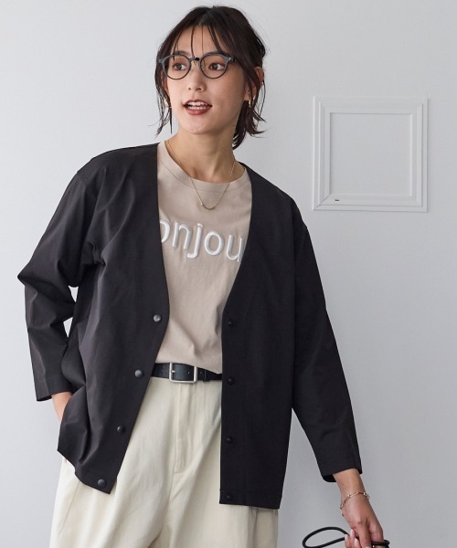 SMILE LAND（スマイルランド）の「＜大きいサイズ＞２４時間ずっと快適かるスルーメッシュＶネックノーカラージャケット（吸汗速乾・ＵＶカット・イージーケア）（セットアップ可能）（ノーカラージャケット・レディース・ネイビー/ブラック/モカ・L/LL/3L/4L/5L）」の4枚目の写真