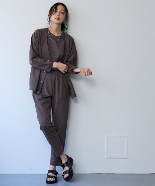 SMILE LAND（スマイルランド）の「＜大きいサイズ＞２４時間ずっと快適かるスルーメッシュＶネックノーカラージャケット（吸汗速乾・ＵＶカット・イージーケア）（セットアップ可能）（ノーカラージャケット・レディース・ネイビー/ブラック/モカ・L/LL/3L/4L/5L）」の13枚目の写真