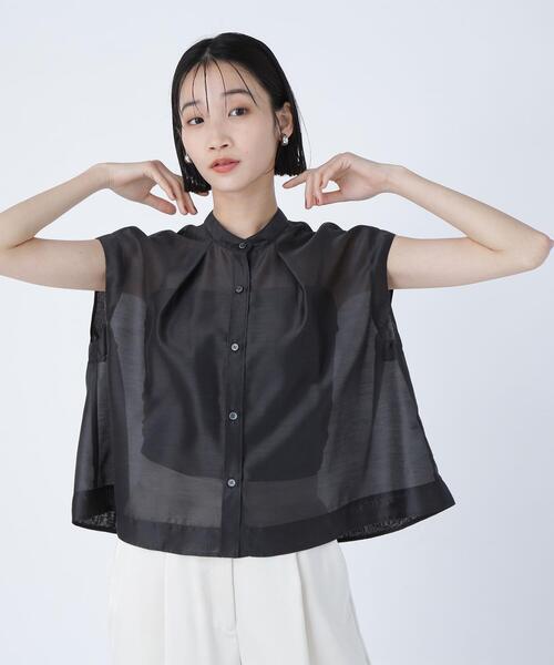 NATURAL BEAUTY BASIC(ナチュラルビューティーベーシック)の「◇シアークロップドブラウス(シャツ/ブラウス・レディース・ベージュ/ブラック/ブルー・MEDIUM/SMALL)」の2枚目の写真