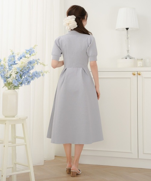 「LE'RURE」 半袖ワンピース MEDIUM オフホワイト 半袖 パールトリム 襟付き ニットワンピース le reve vaniller