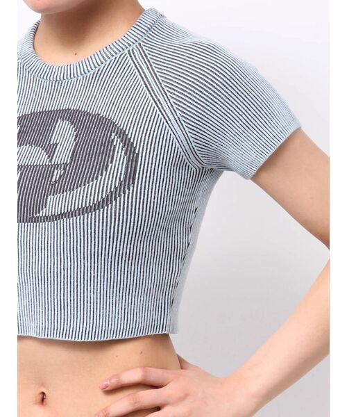 GYDA(ジェイダ)の「GD two color schemeハーフスリーブニットトップス(ニット/セーター・レディース・オフホワイト/ブラック/スカイブルー・FREE)」の10枚目の写真