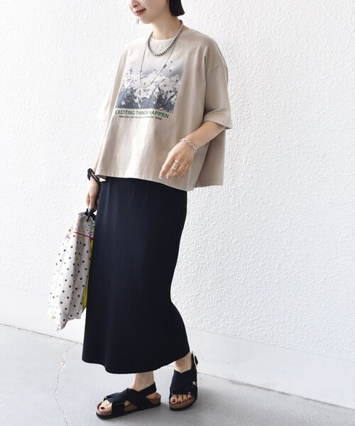 ＋81BRANCA（ハチイチブランカ）の「【SHIPS別注】81BRANCA:フォト ワイド TEE（Tシャツ/カットソー・レディース・ベージュ/オフホワイト/チャコールグレー・ONE SIZE）」の22枚目の写真