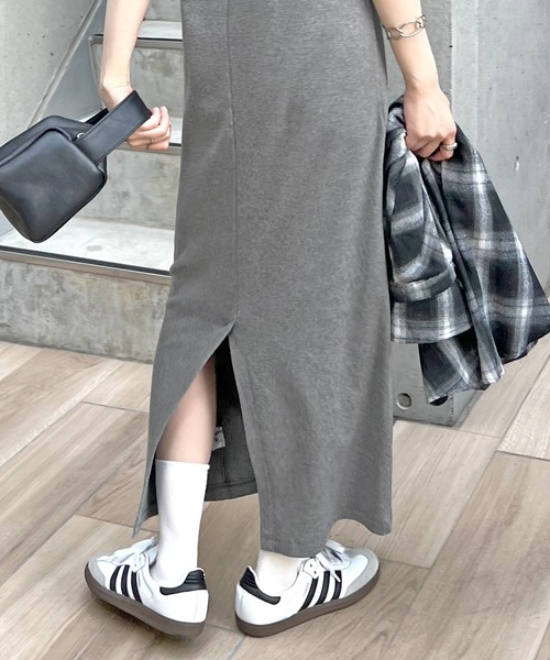 ABYS（アビス）の「【3サイズ展開】ワンポイント刺繍ワンピース（ワンピース・レディース・オートミール/ブラック/グレー・SMALL/MEDIUM/LARGE）」の11枚目の写真