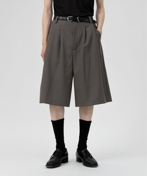 セール】TWO TUCK WOOL WIDE SHORT TROUSERS（その他パンツ）｜LAPIIS